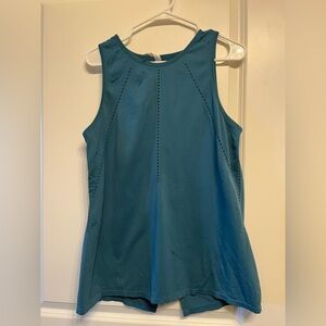 Athleta Women's Foothill Tank TOP
Sleeveless tunic workout  Large Lagoon Teal